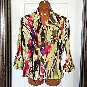 Buttondown crinkle blouse